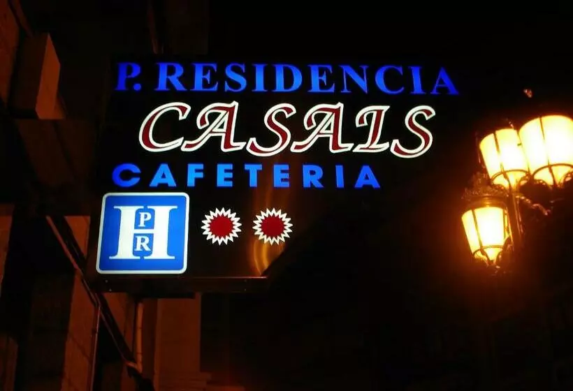 Отель Hostal Casais