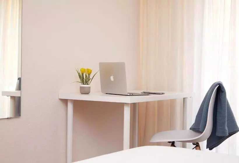 Отель Hostal Garamar