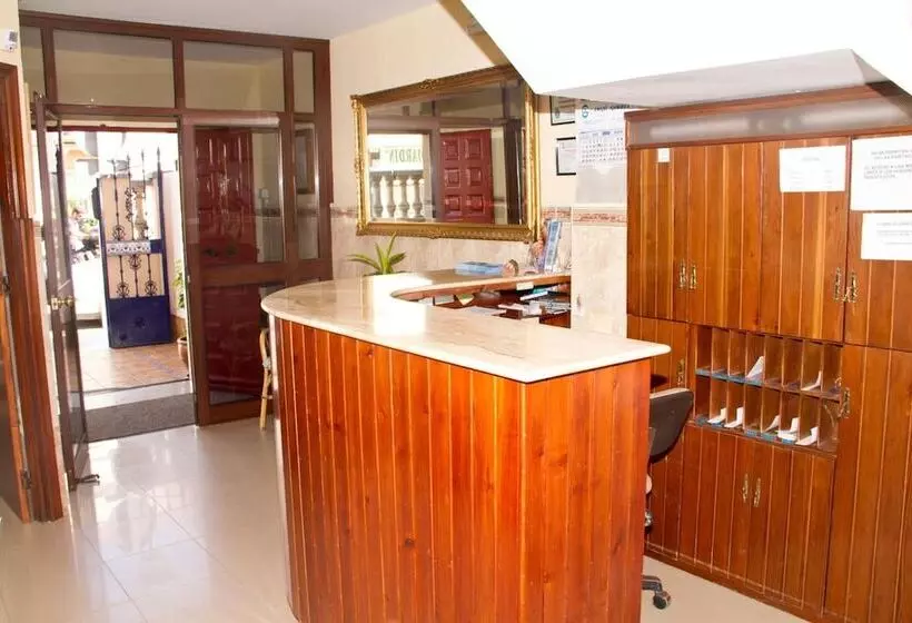 ホテル Hostal La Palma