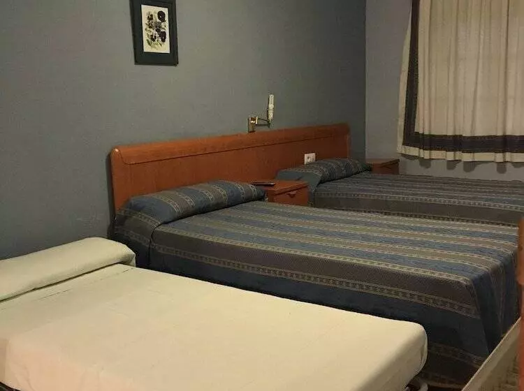 Hotel Hostal Los Angeles