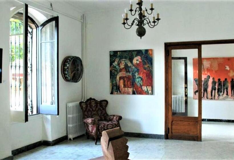 酒店 Hostal Montsoliu