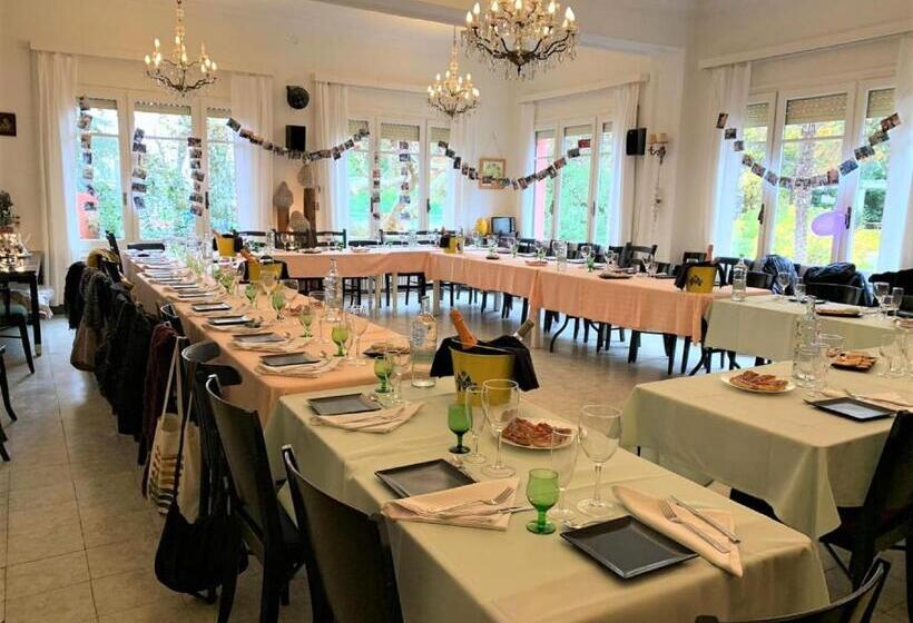 酒店 Hostal Montsoliu