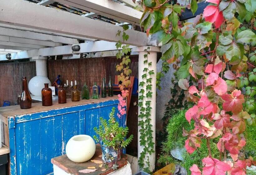 酒店 Hostal Montsoliu