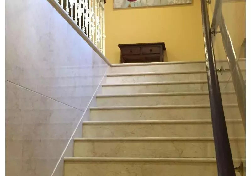 בית מלון כפרי Hostal Restaurante La Nina