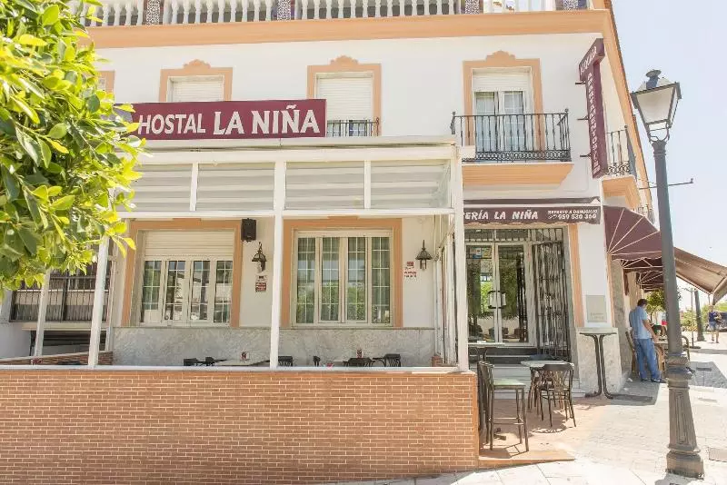 בית מלון כפרי Hostal Restaurante La Nina