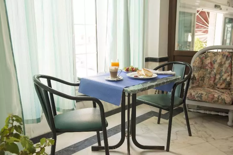 בית מלון כפרי Hostal Restaurante La Nina