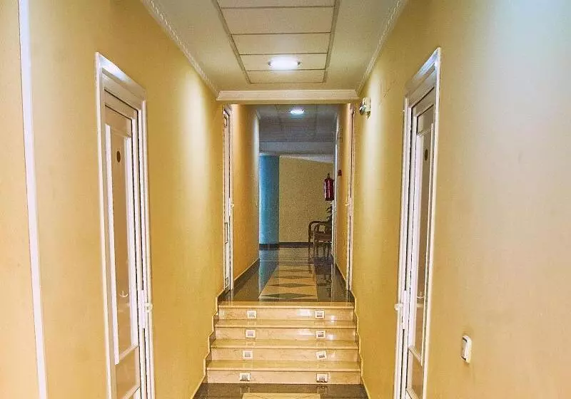 בית מלון כפרי Hostal Restaurante La Nina