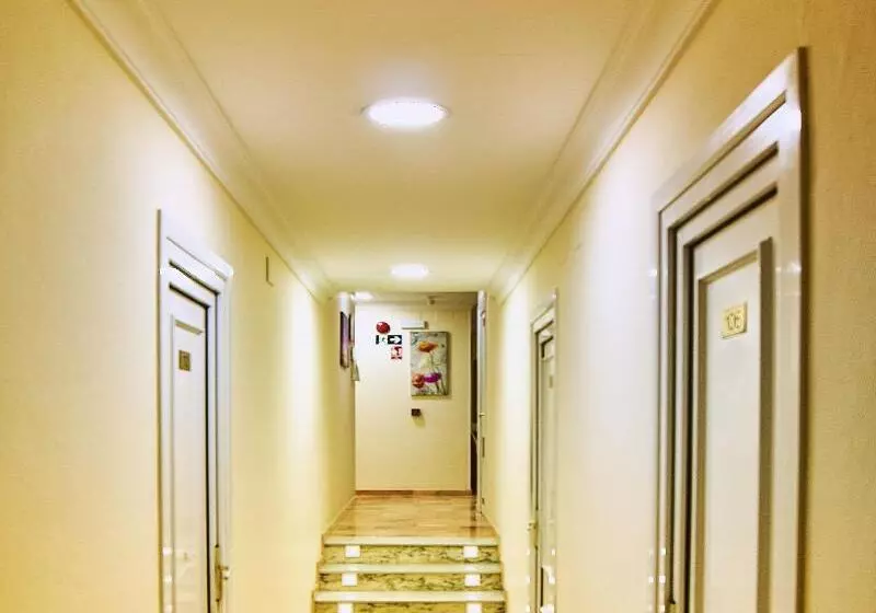 בית מלון כפרי Hostal Restaurante La Nina