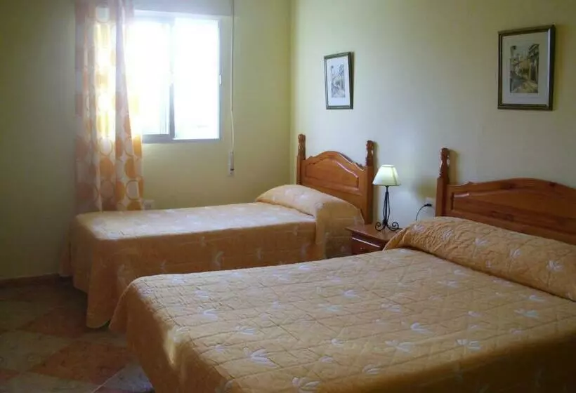 Hotel Hostal Sonrisa Del Mar