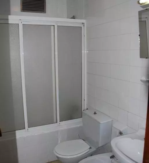 ホテル Pensión Versalles