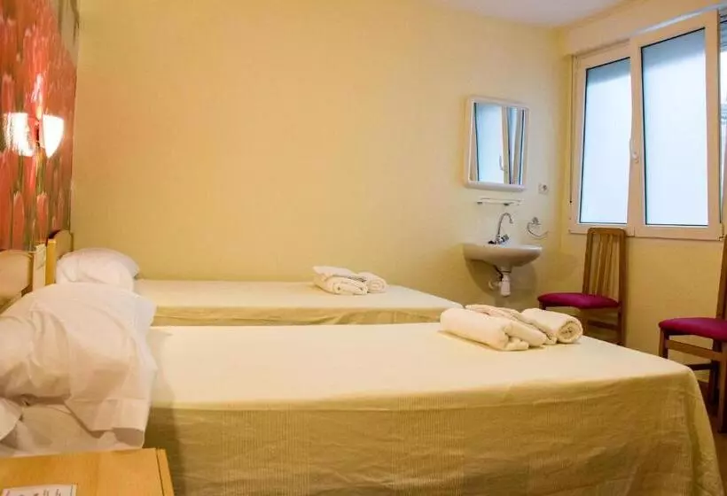 Отель Pension Teresa