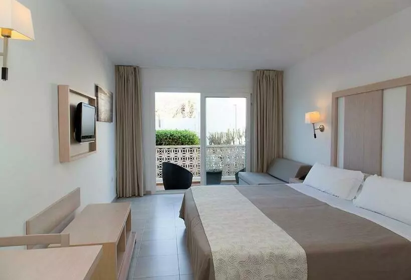 בית מלון כפרי Apartamentos Es Caló