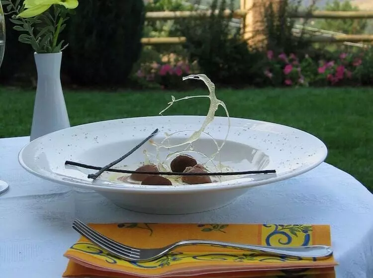 Отель El Milano Real