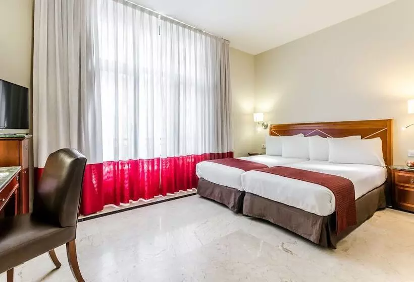 Отель Exe Laietana Palace