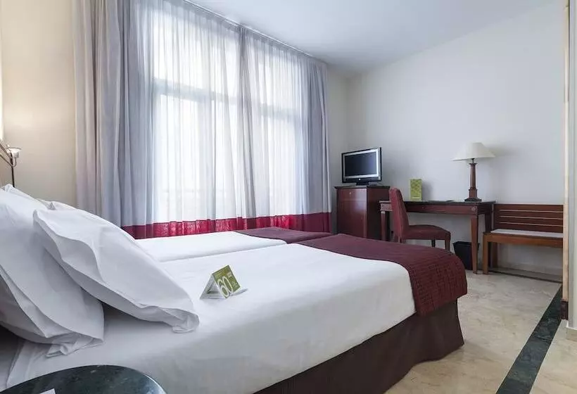 Отель Exe Laietana Palace