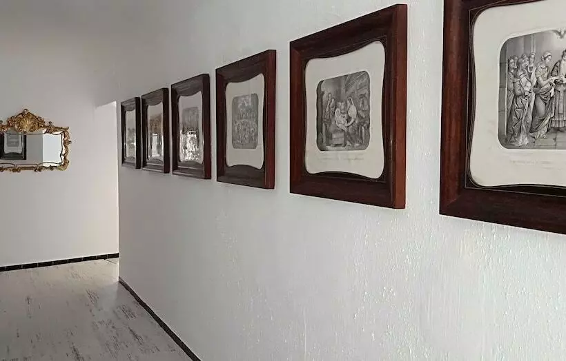 Отель Hostal Ca S Bombu