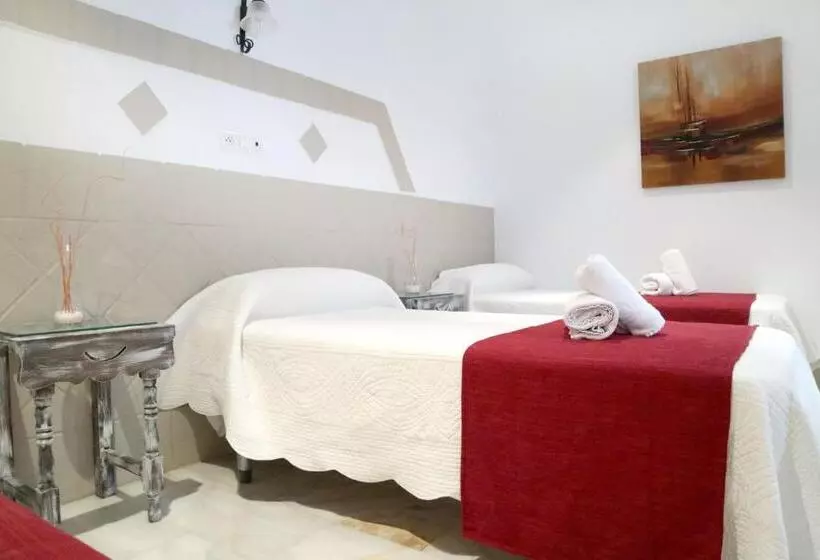 فندق Hostal Victoria