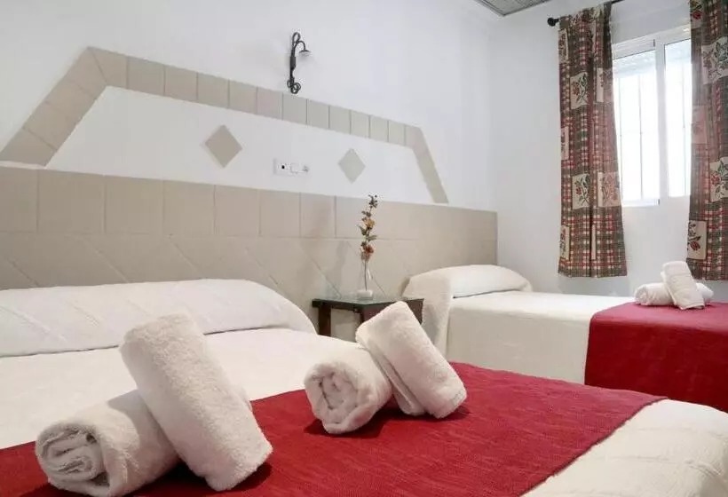 فندق Hostal Victoria