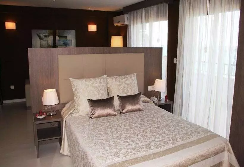 فندق Playas De Torrevieja