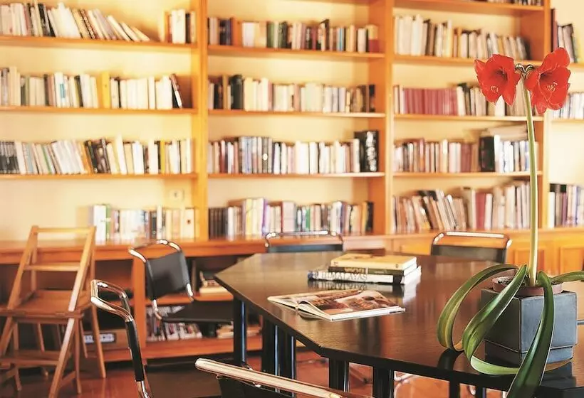 Отель El Milano Real