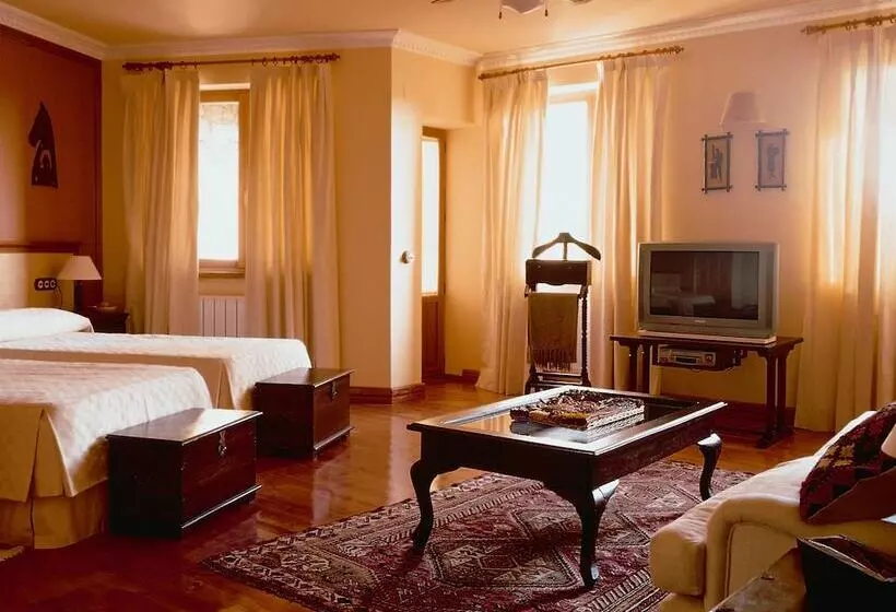 Отель El Milano Real