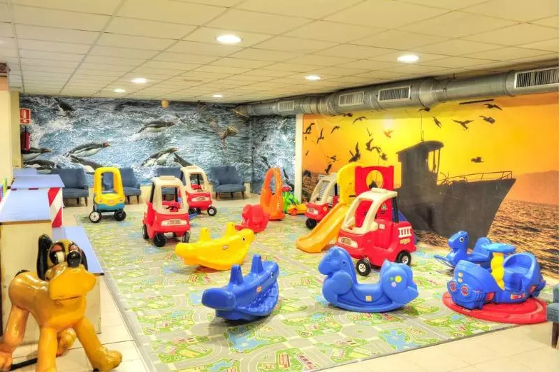 Apartamentos La Mirage