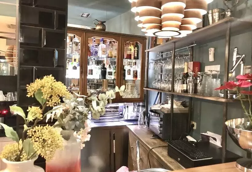 Abalú Design Boutique Hotel Gran Via