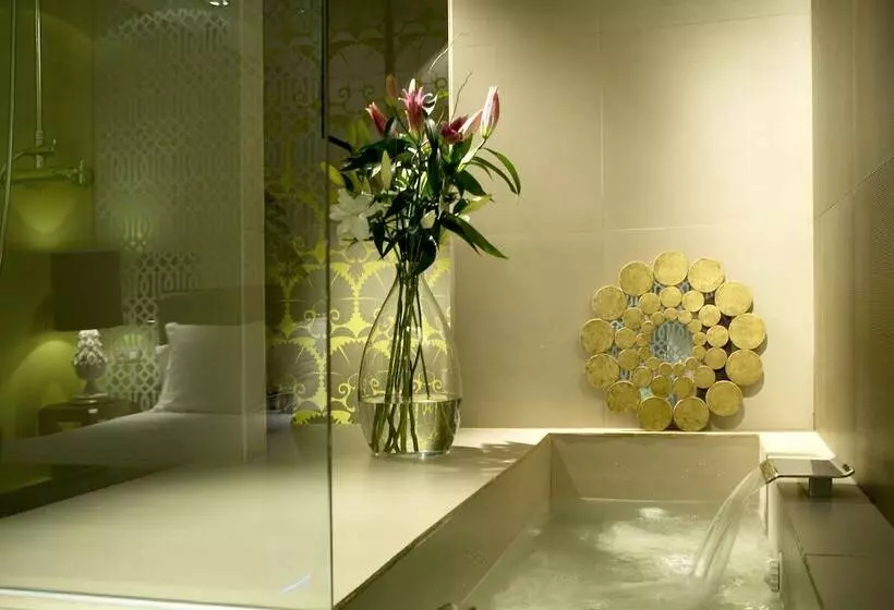 Abalú Design Boutique Hotel Gran Via