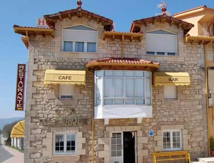 ホテル Hostal Mónica