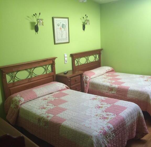 בית מלון כפרי Hostal Mónica