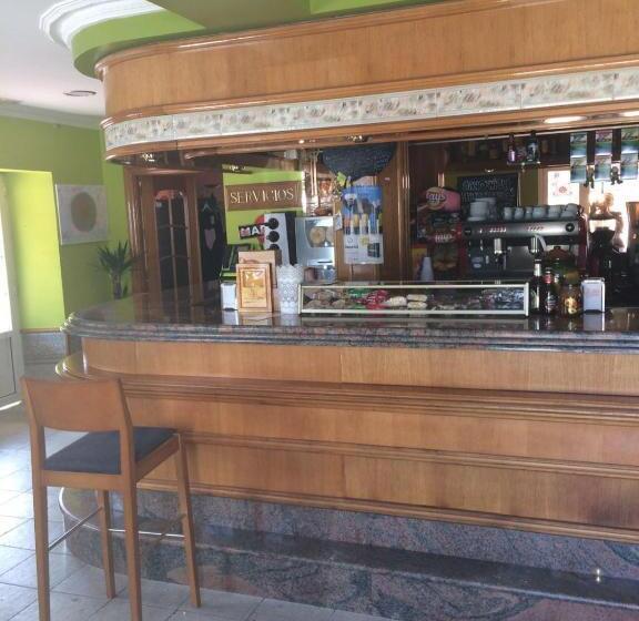 בית מלון כפרי Hostal Mónica