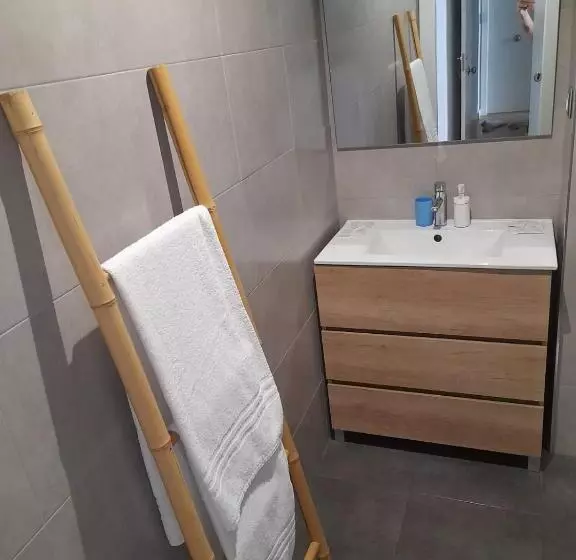 هتل Marina Rooms