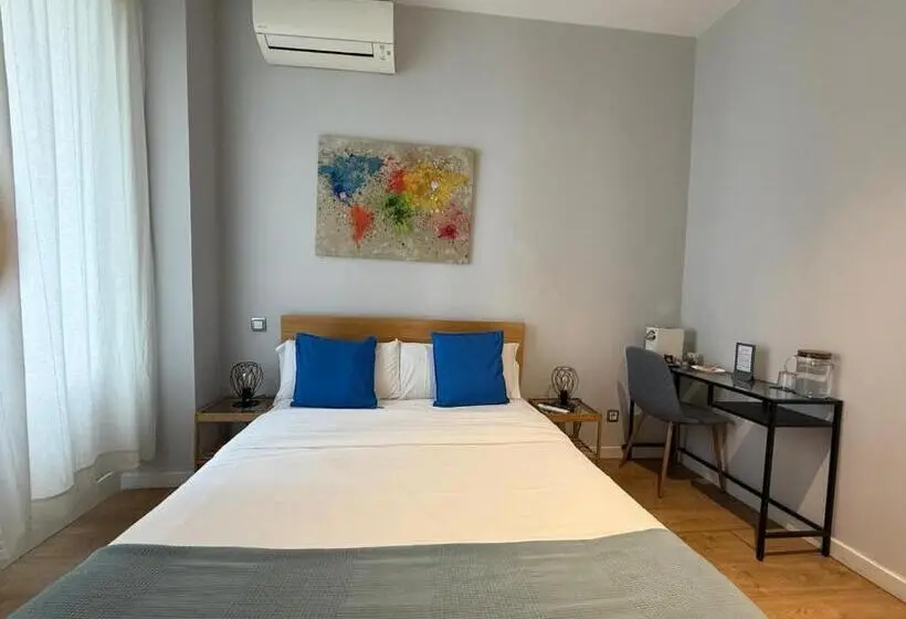 هتل Marina Rooms
