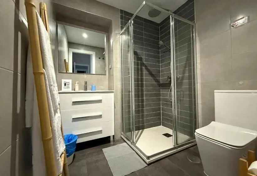 هتل Marina Rooms