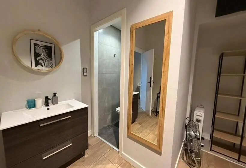 هتل Marina Rooms