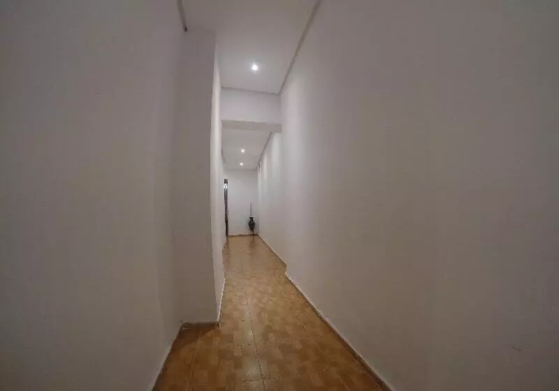 هتل Hostal Los Perales