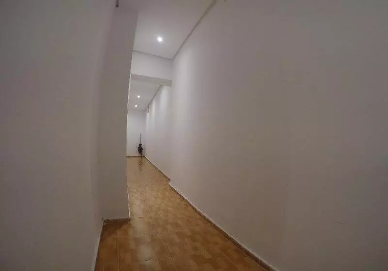 هتل Hostal Los Perales