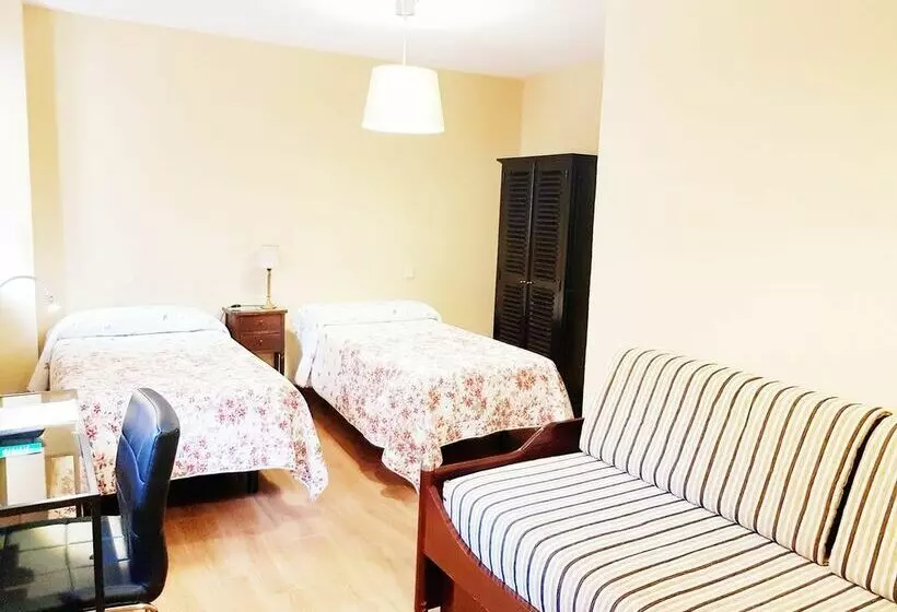 هتل Hostal Puerta Bonita Vista Alegre