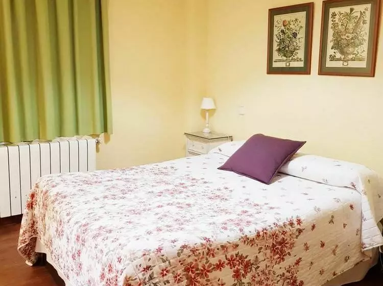 هتل Hostal Puerta Bonita Vista Alegre