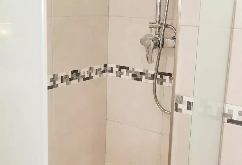 هتل Hostal Puerta Bonita Vista Alegre