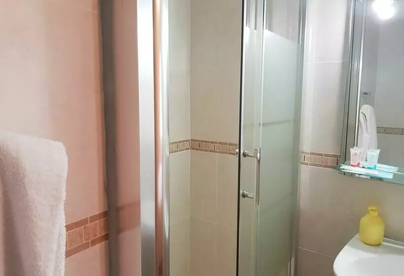 هتل Hostal Puerta Bonita Vista Alegre