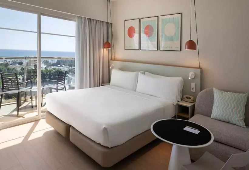 ホテル Sol Principe