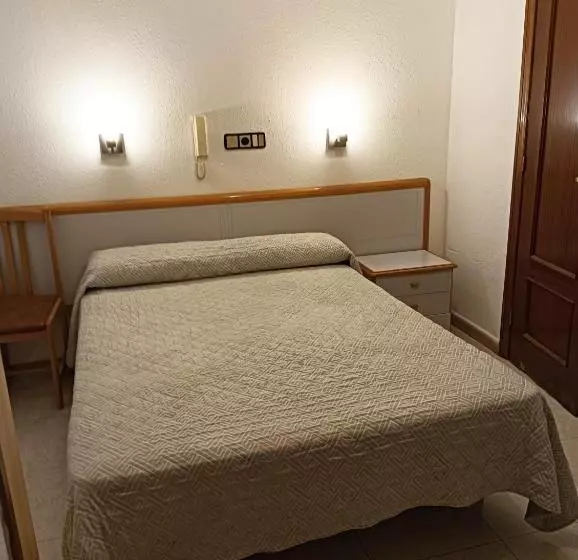 فندق فئة نجمة واحدة Lizana 2