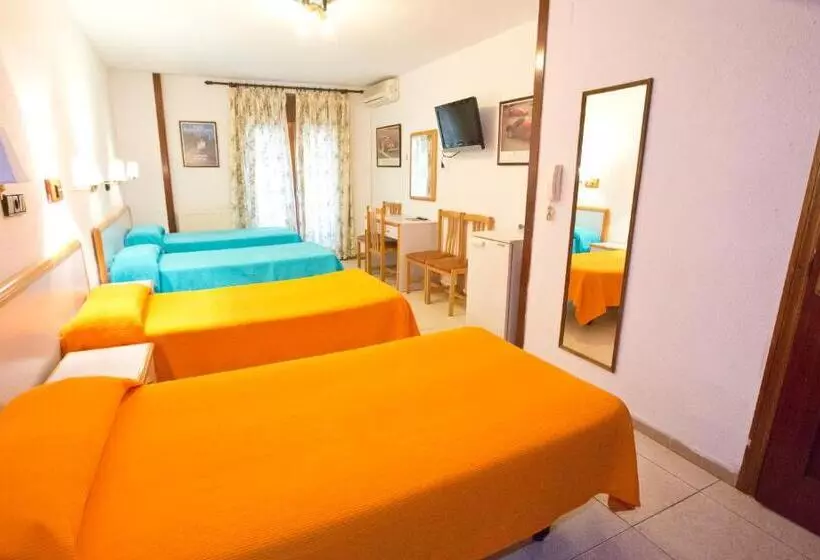 فندق فئة نجمة واحدة Lizana 2