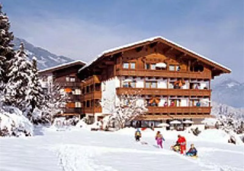 Gardenhotel Crystal   4 Sterne Superior