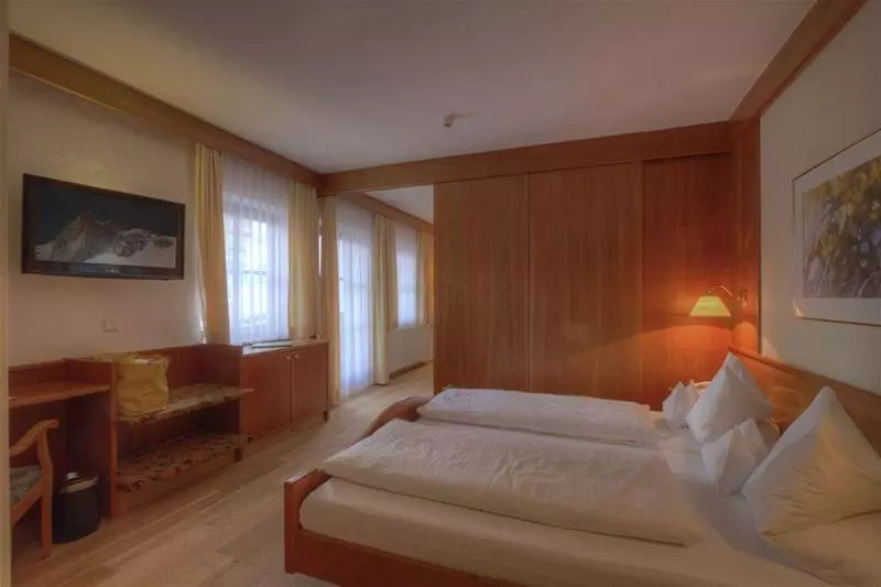 Gardenhotel Crystal   4 Sterne Superior