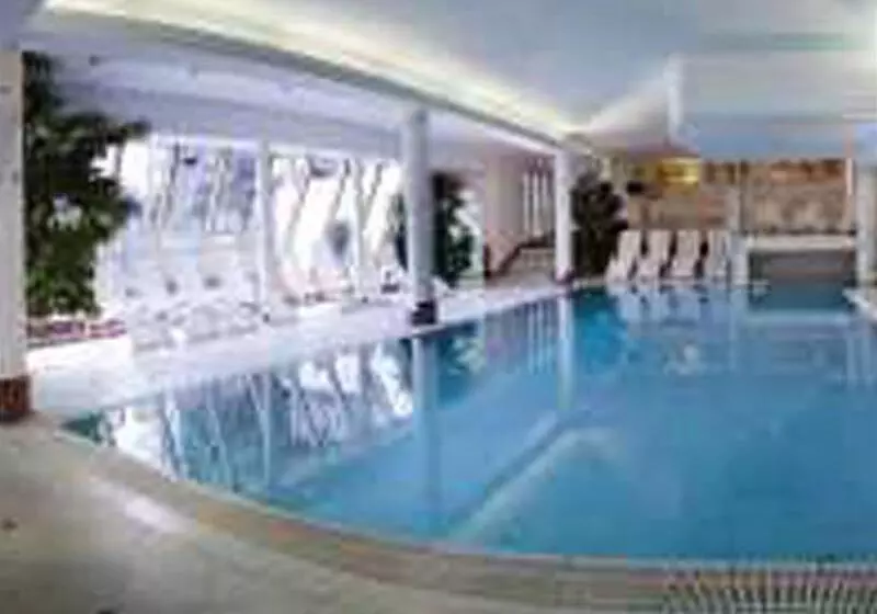 Gardenhotel Crystal   4 Sterne Superior