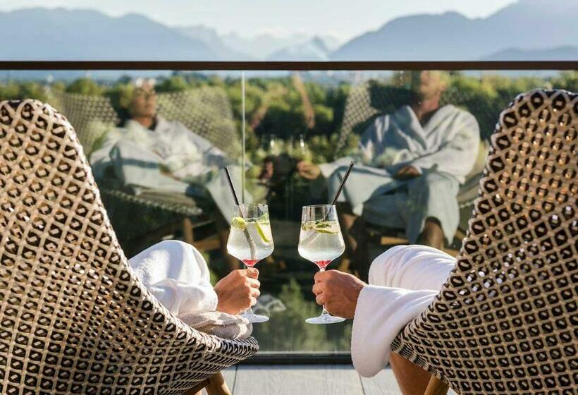 Genussdorf Gmachl Hotel & Spa