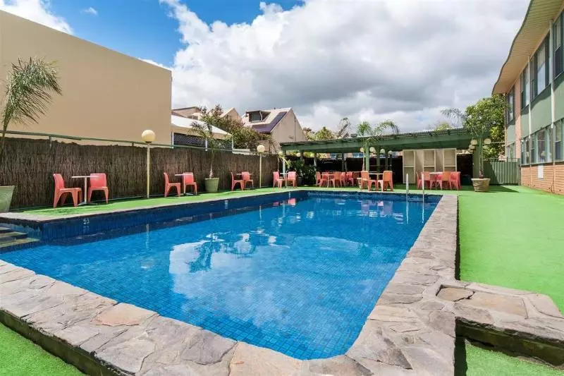 فندق Comfort Inn Regal Park