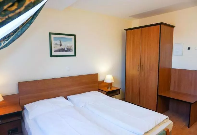 호텔 Deutschmeister